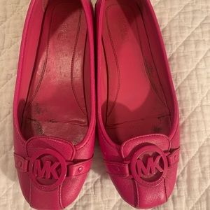 Michael Kors fuschia flats